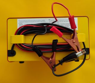 Cargador baterías Ferve F-904 Fiesta