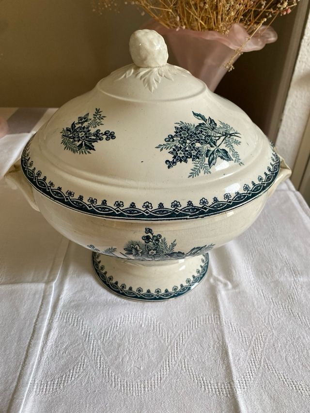 Zuppa francese antica St. Amand - Porcellana decorativa