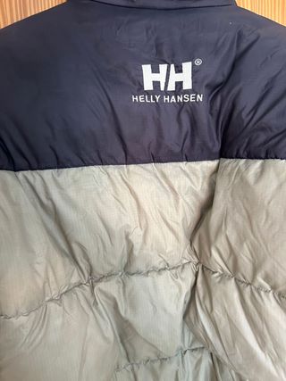 Chaqueta Helly Hansen negra y gris