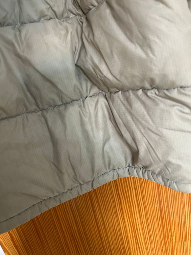 Chaqueta Helly Hansen negra y gris