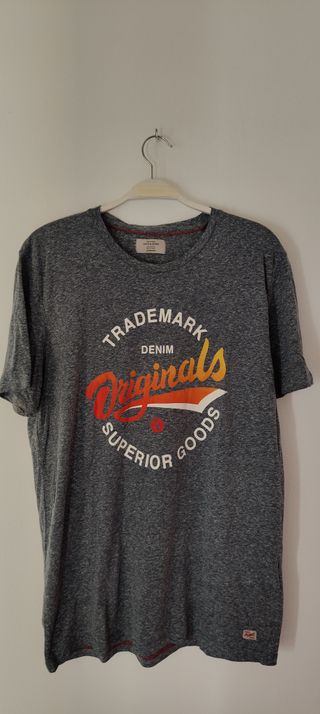 Camiseta gris Jack & Jones