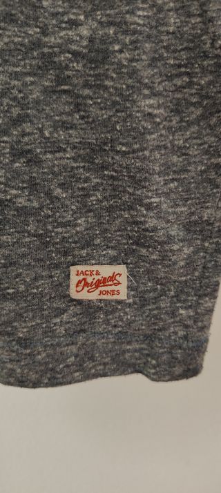 Camiseta gris Jack & Jones