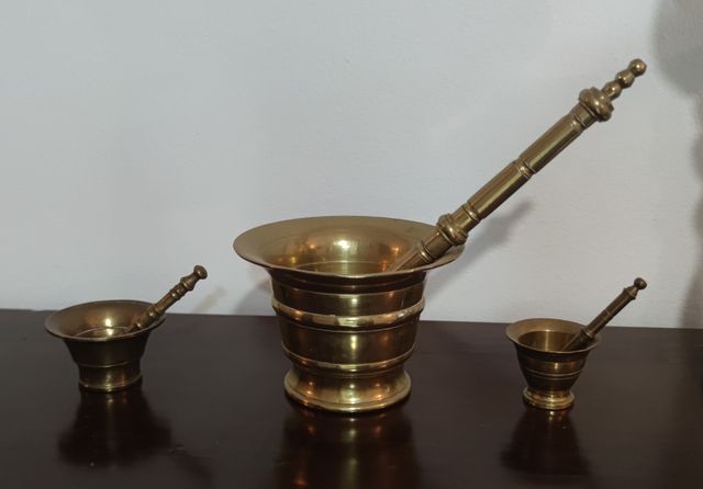 Juego 3 almirez bronce antiguos