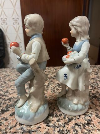 Niños con cestas - Figuras porcelana