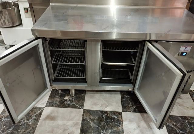 Bajo mostrador INFRICO 1/1