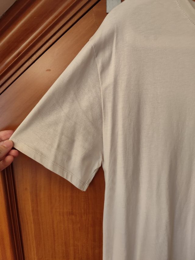 Vestido Zara beige plisado