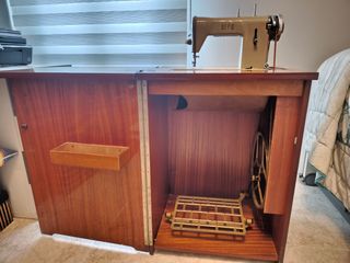 Máquina coser Alfa - Antigua