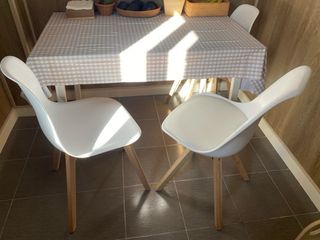 2 Sillas comedor nórdicas blanco-madera