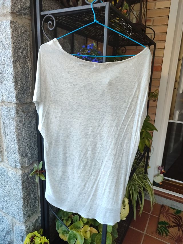 Camiseta Cortefiel Manhattan - Blanca y Gris