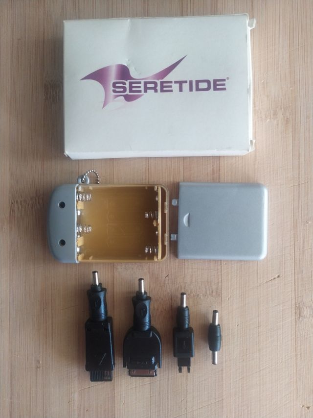 Cargador Portátil Seretide - 4 Puntas