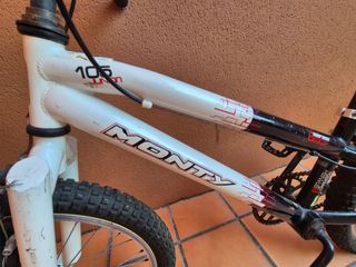 Bicicleta Monty 20" BMX