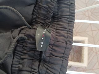 Pantalones deportivos Pegador L