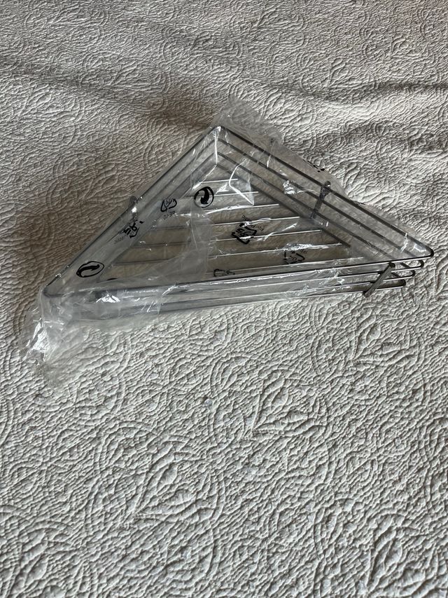 Angolo doccia in acciaio inossidabile.