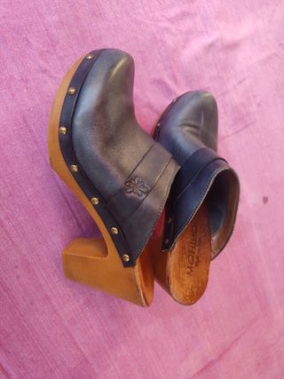Zuecos MOHÍNO azul marino, talla 37