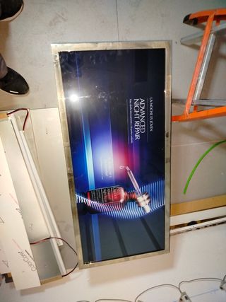 2 Pantallas Publicitarias Estée Lauder,decoracion