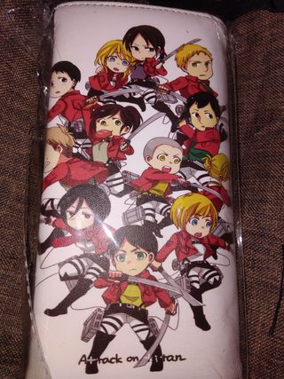 Monedero Attack on Titan