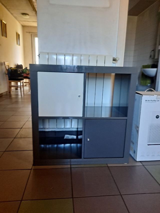 Mueble estantería blanco y negro barato