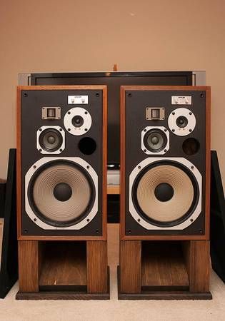 Altavoces Vintage de Carpintero