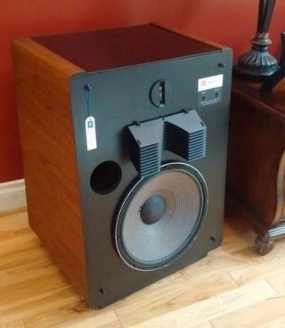 Altavoces por encargo estilo vintage