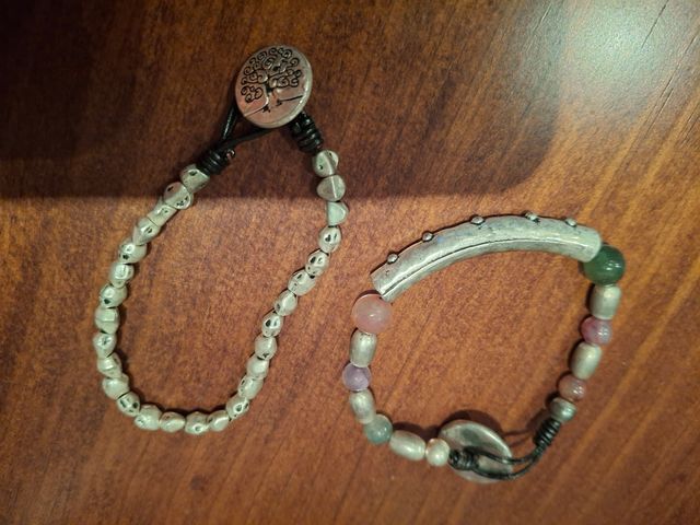 Pulseras imitación uno de 50