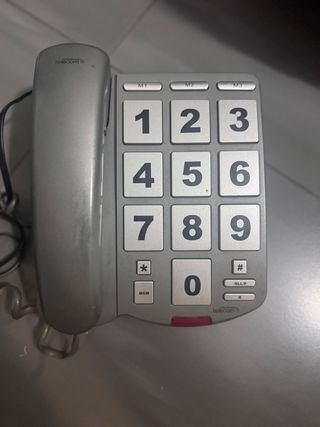 Teléfono fijo. Personas mayores (ENTREGA EN MANO)