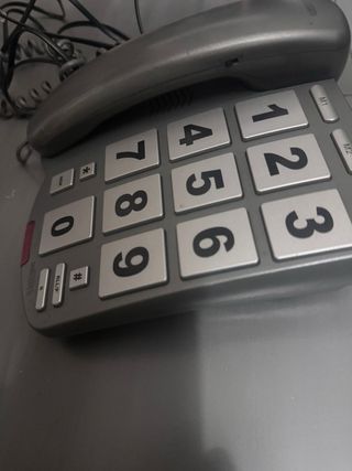 Teléfono fijo. Personas mayores (ENTREGA EN MANO)