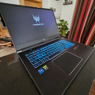 Acer Predator Helios 300 17"