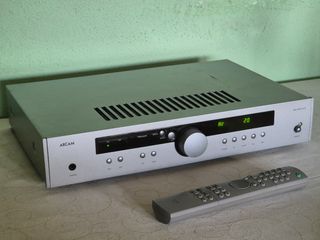 Arcam A80 Amplificador