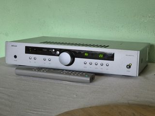 Arcam A80 Amplificador