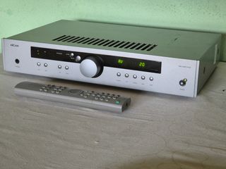 Arcam A80 Amplificador