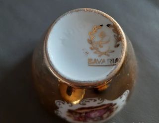 Zuccheriera in porcellana dorata