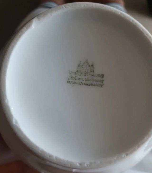 Lattiera Vagenstauß in porcellana