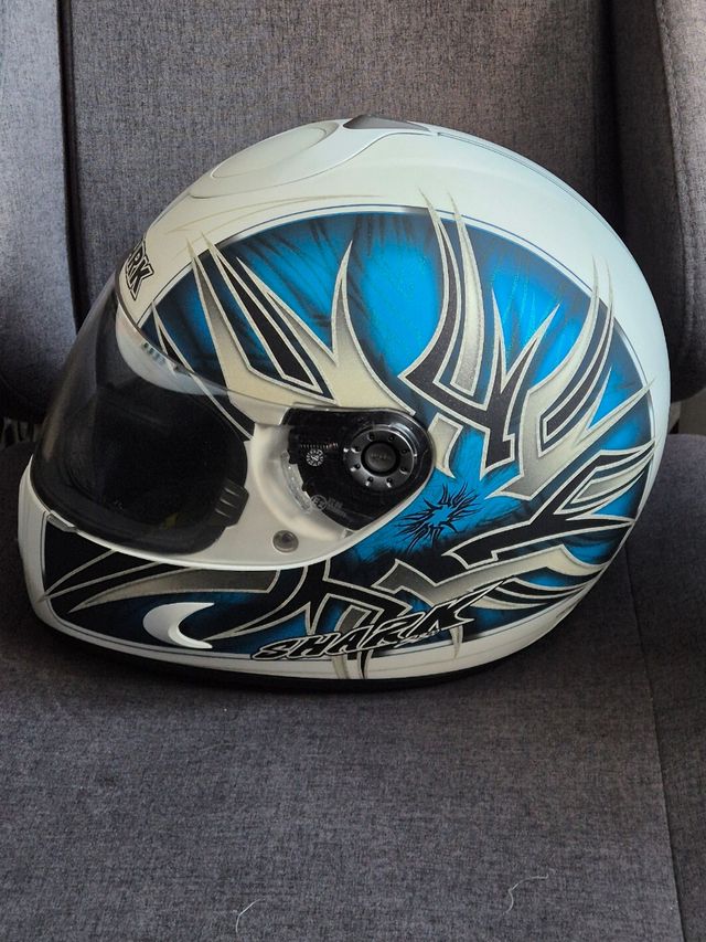 Casco Shark S800 Boreal. S.