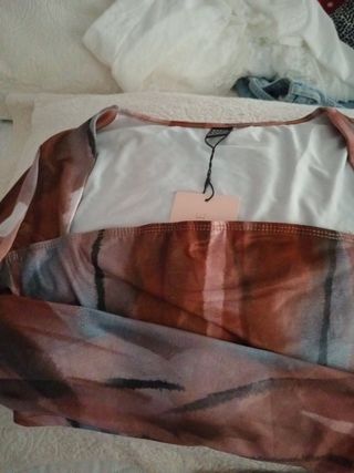 Conjunto top cropped estampado
