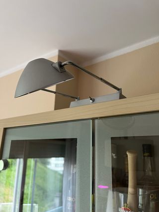 Lampada Ikea MAGIKER per vetrine e librerie