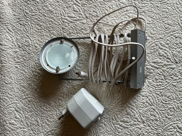 Lampada Ikea MAGIKER per vetrine e librerie