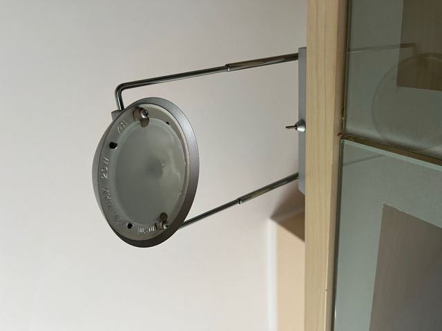 Lampada Ikea MAGIKER per vetrine e librerie