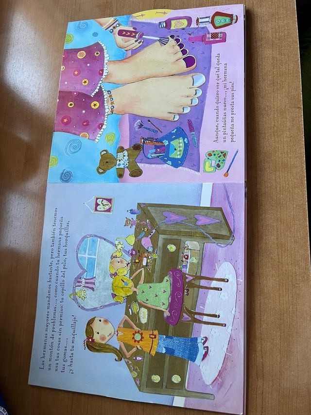 Librl interactivo “Hermanas”