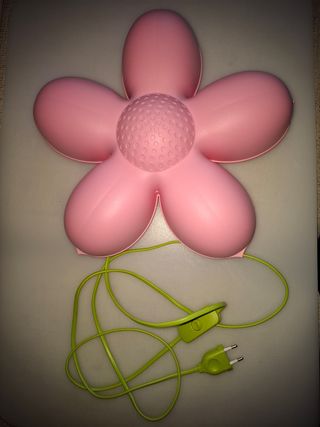 Lámpara flor Ikea infantil