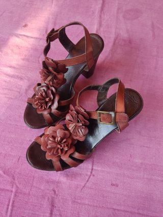 Sandalias tacón verano marrones T37