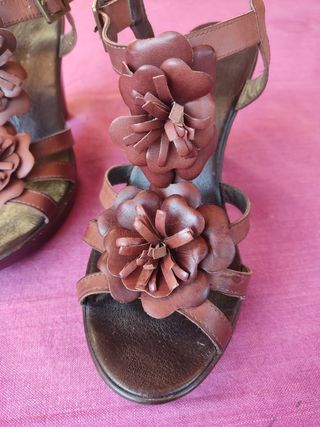 Sandalias tacón verano marrones T37
