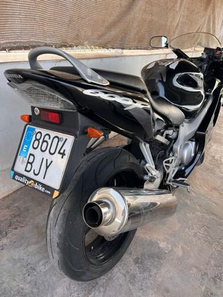 se vende o se cambia Honda CBR 600F