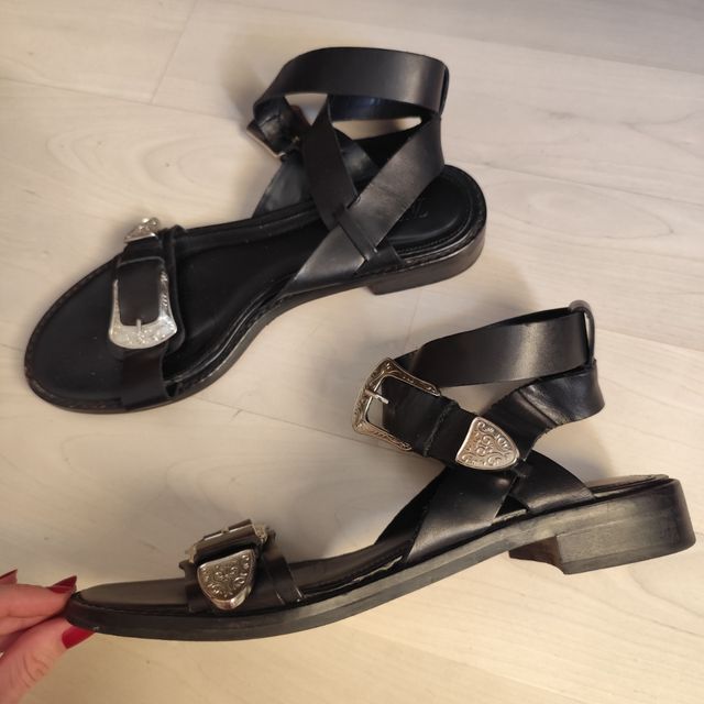 Sandalias Zara piel negras