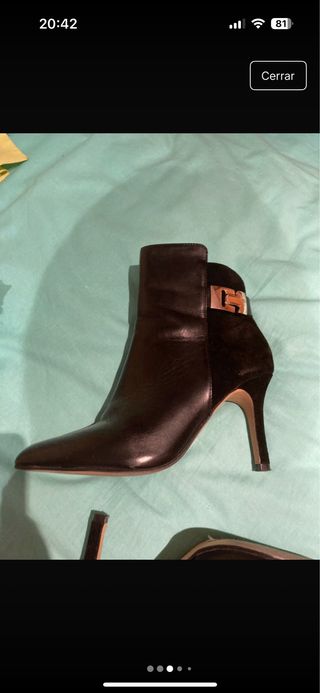 Botines negros de tacón