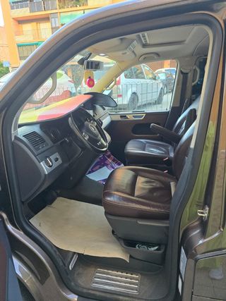 Volkswagen Multivan 2010