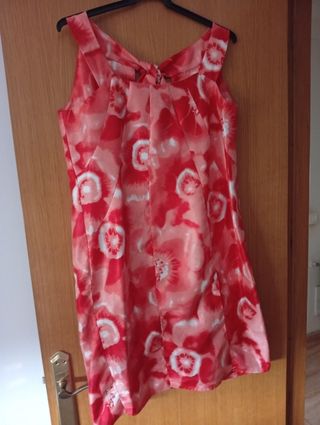 Vestido fiesta rojo estampado