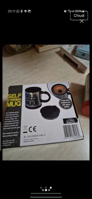Tazza auto-mescolante