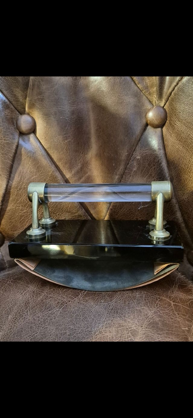 Secante Art Déco: opalina y metacrilato