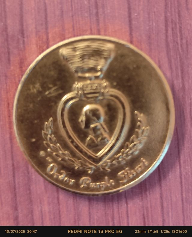 Moneda Conmemorativa JFK & Corazón Púrpura