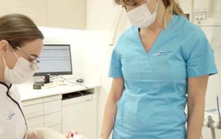 Buscamos dos personas : Higienista dental